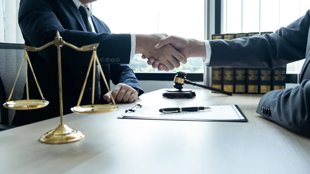 Outsmart Unfair Business Tactics with a Fort Lauderdale Unfair Competition Lawyer